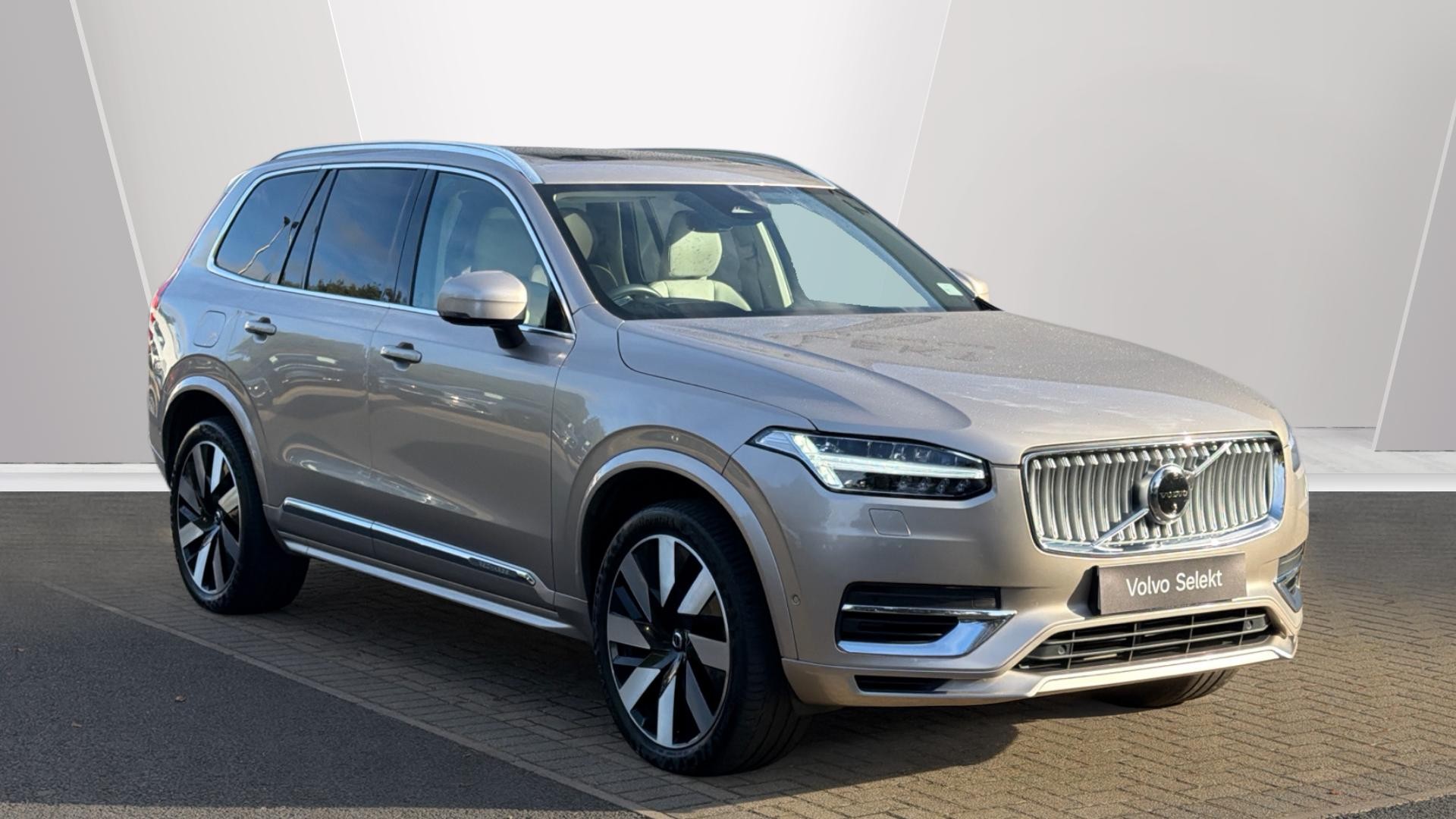 2023 Volvo XC90