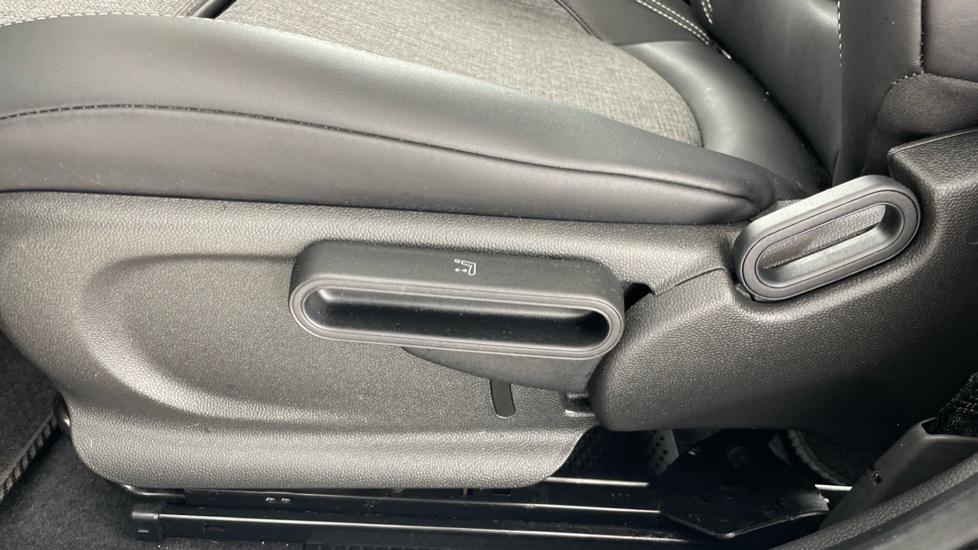 MINI Hatchback 2.0 Cooper S II 5dr Auto Petrol Hatchback - Image 28
