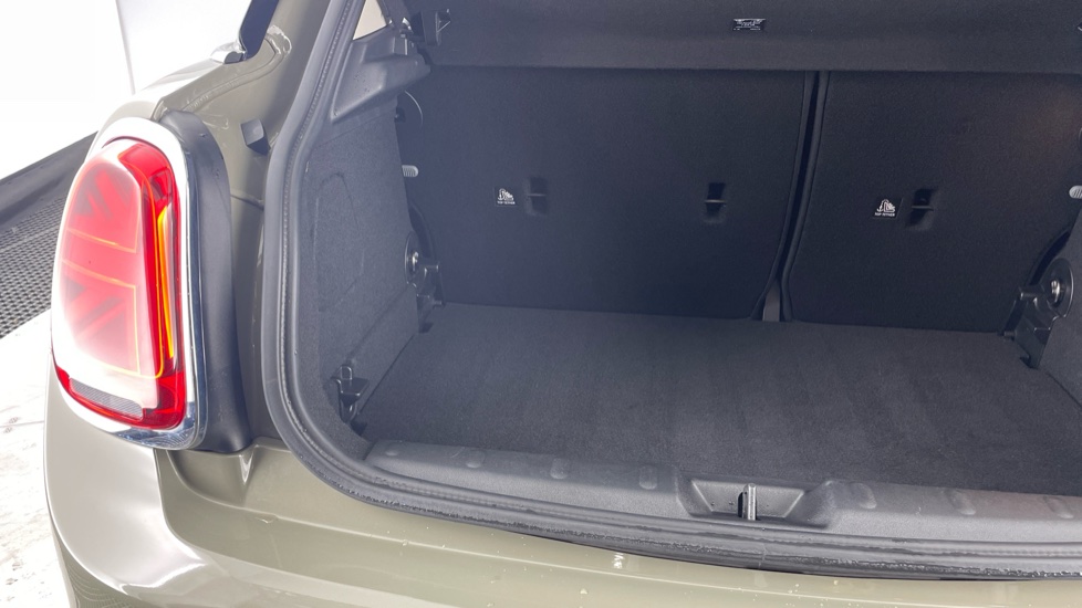 MINI Hatchback 2.0 Cooper S II 5dr Auto Petrol Hatchback - Image 35