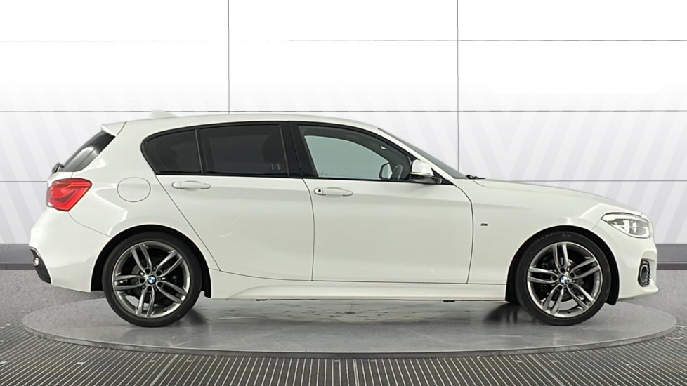 BMW 1 Series 118d M Sport 5dr Step Auto Diesel Hatchback - Image 3