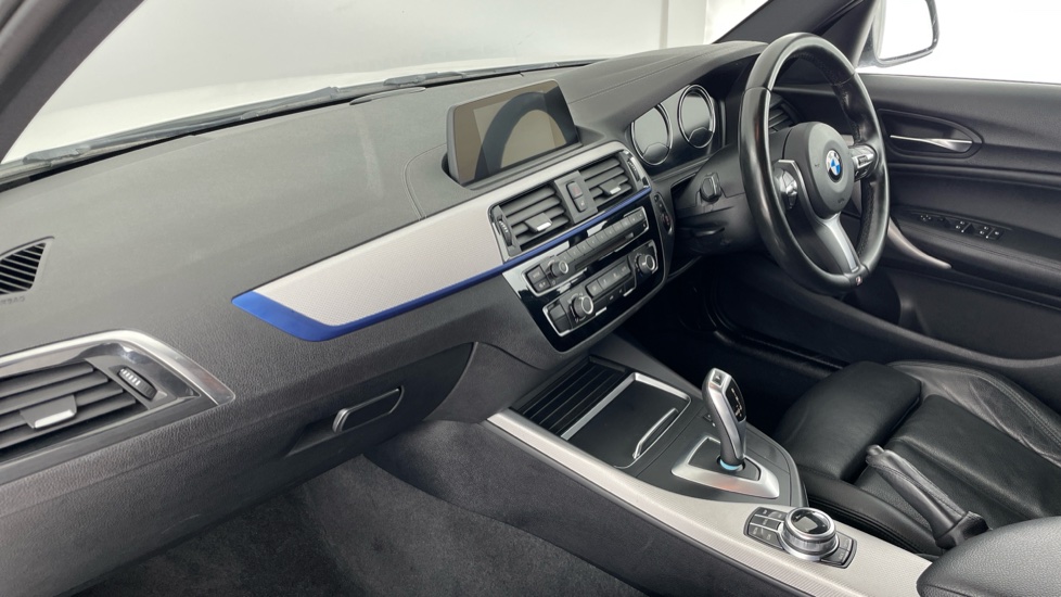 BMW 1 Series 118d M Sport 5dr Step Auto Diesel Hatchback - Image 7