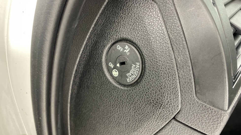 BMW 1 Series 118d M Sport 5dr Step Auto Diesel Hatchback - Image 29
