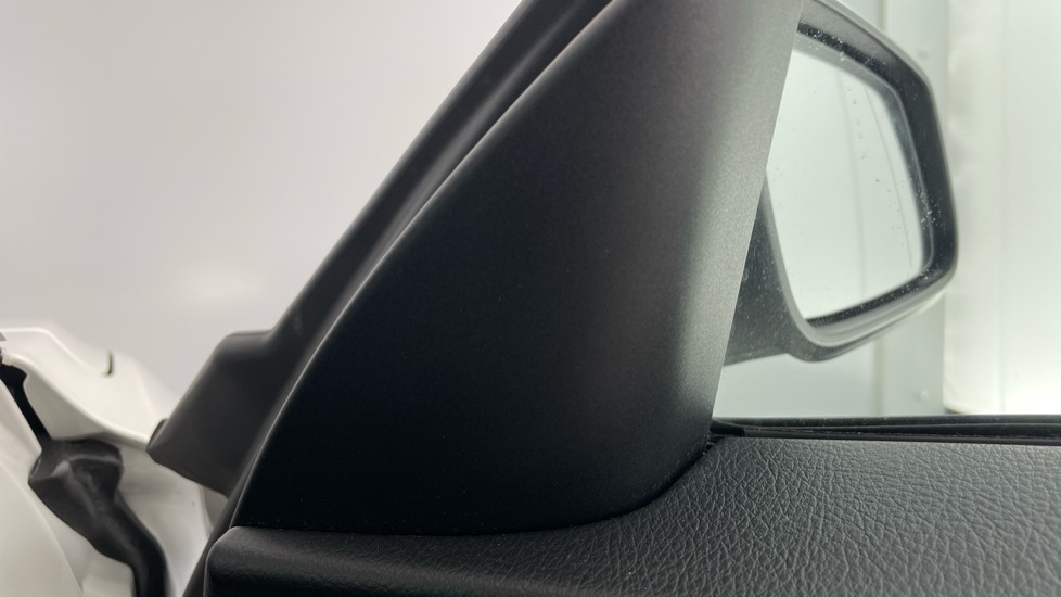 BMW 2 Series 218d Sport 2dr [Nav] Diesel Coupe - Image 20