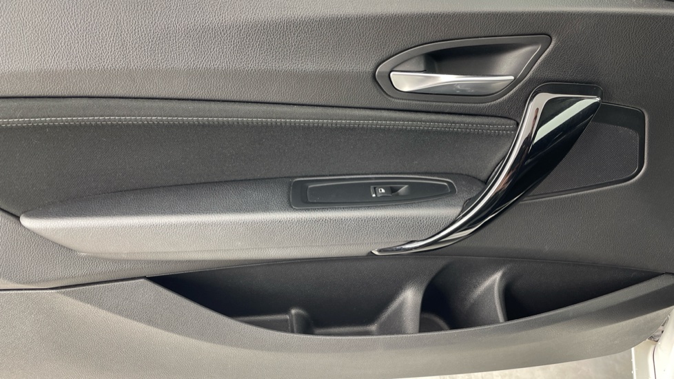 BMW 2 Series 218d Sport 2dr [Nav] Diesel Coupe - Image 25