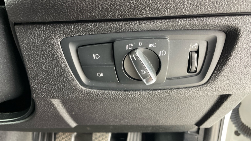 BMW 2 Series 218d Sport 2dr [Nav] Diesel Coupe - Image 44
