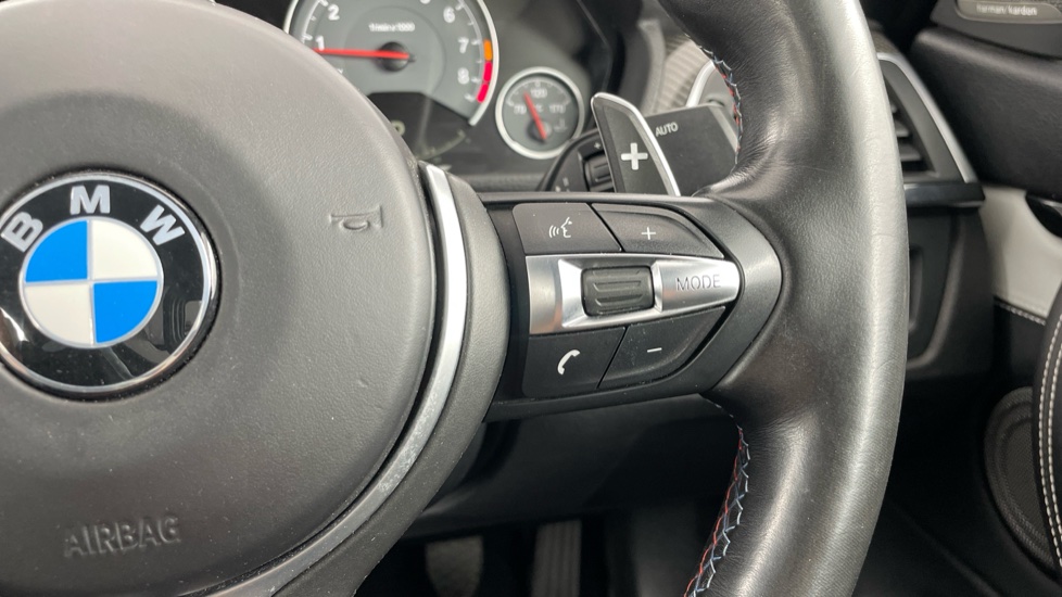 BMW M4 2dr DCT [Competition Pack] Petrol Convertible - Image 18