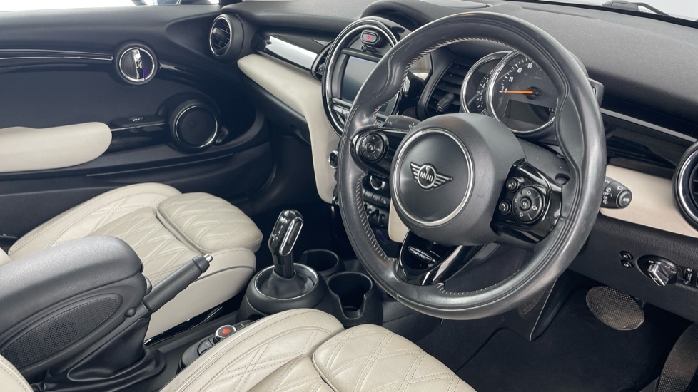 MINI Hatchback 1.5 Cooper Exclusive II 3dr Petrol Hatchback - Image 6