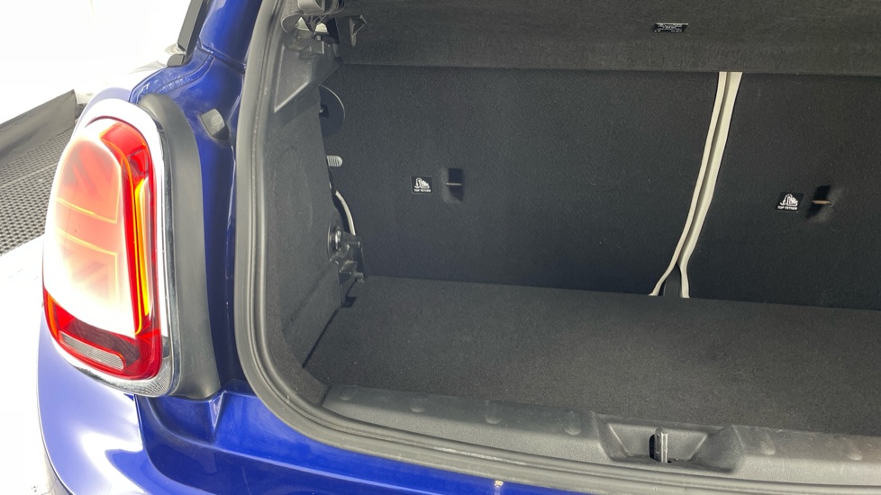 MINI Hatchback 1.5 Cooper Exclusive II 3dr Petrol Hatchback - Image 38