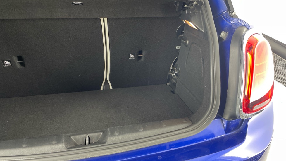 MINI Hatchback 1.5 Cooper Exclusive II 3dr Petrol Hatchback - Image 39