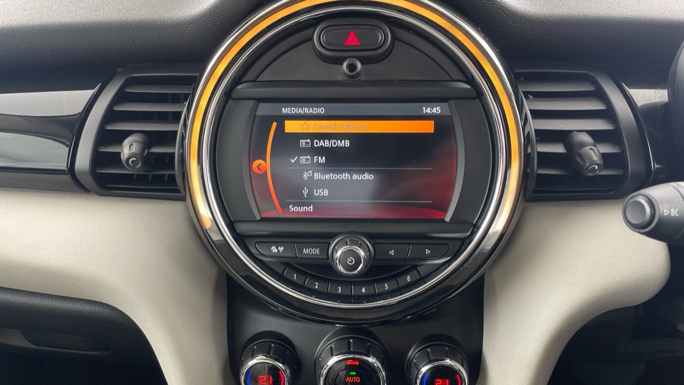 MINI Hatchback 1.5 Cooper Exclusive II 3dr Petrol Hatchback - Image 60