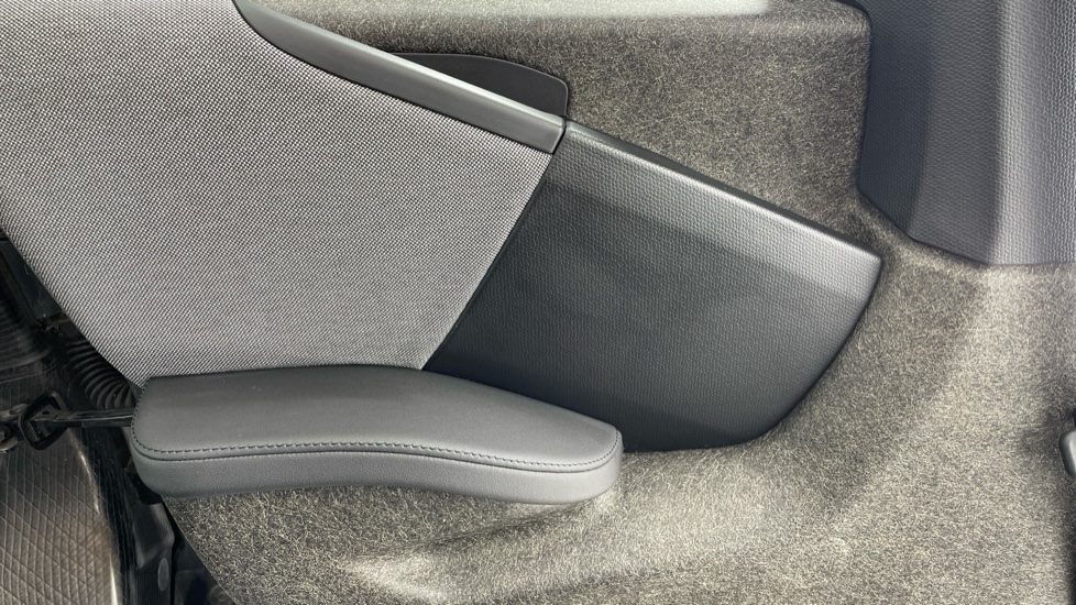BMW i3 125kW 42kWh 5dr Auto Electric Hatchback - Image 30