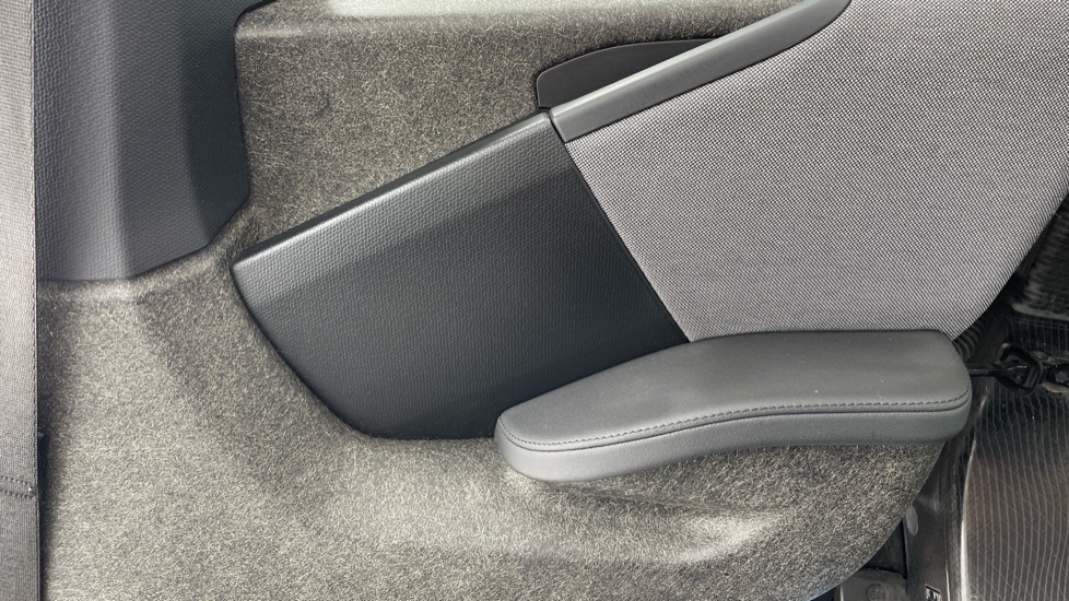 BMW i3 125kW 42kWh 5dr Auto Electric Hatchback - Image 44