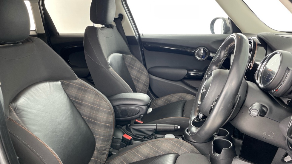 MINI Hatchback 2.0 Cooper S Seven 5dr Auto Petrol Hatchback - Image 11