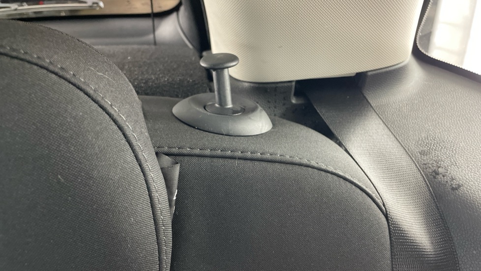 MINI Hatchback 2.0 Cooper S Seven 5dr Auto Petrol Hatchback - Image 36
