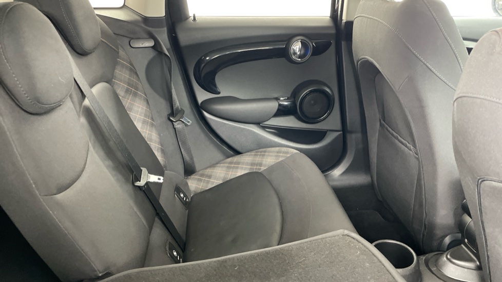 MINI Hatchback 2.0 Cooper S Seven 5dr Auto Petrol Hatchback - Image 47