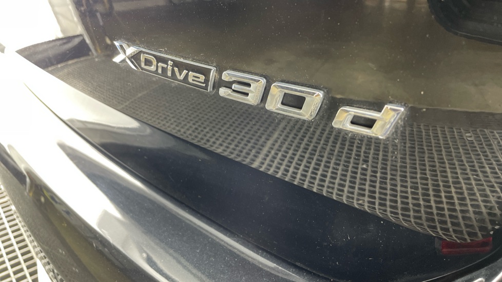 BMW X3 xDrive30d M Sport 5dr Step Auto Diesel Estate - Image 48