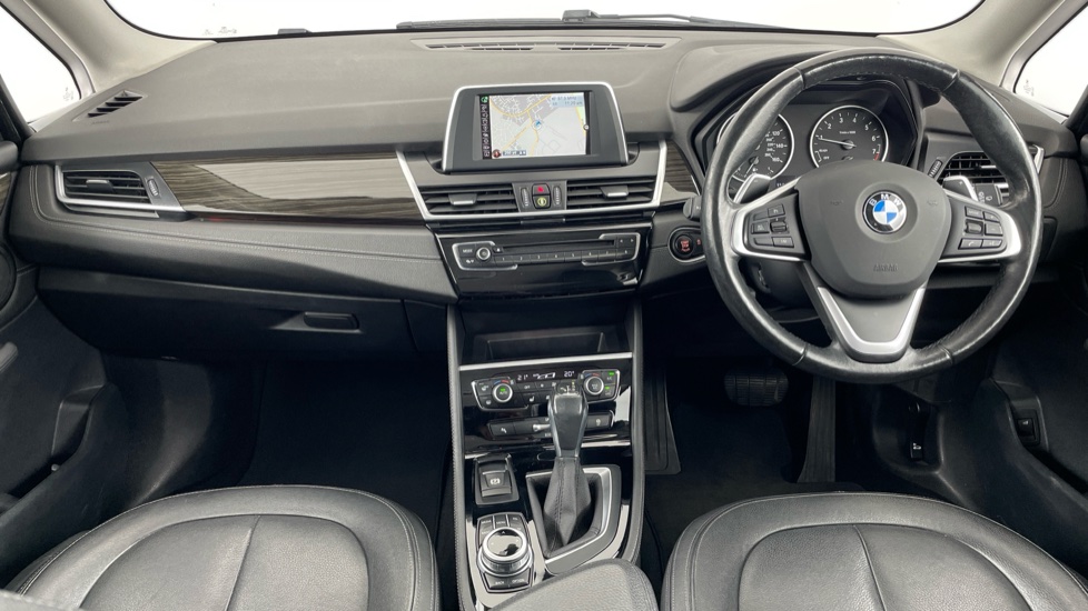 BMW 2 Series 225i xDrive Luxury 5dr Step Auto Petrol Hatchback - Image 4