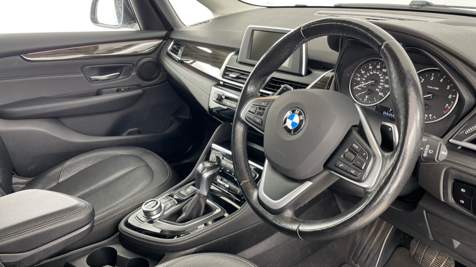 BMW 2 Series 225i xDrive Luxury 5dr Step Auto Petrol Hatchback - Image 6