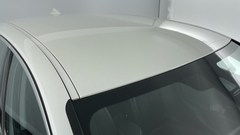 BMW 2 Series 225i xDrive Luxury 5dr Step Auto Petrol Hatchback - Image 21