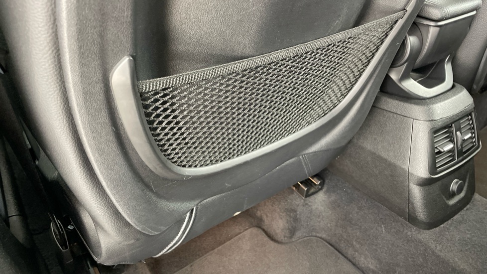 BMW 2 Series 225i xDrive Luxury 5dr Step Auto Petrol Hatchback - Image 31