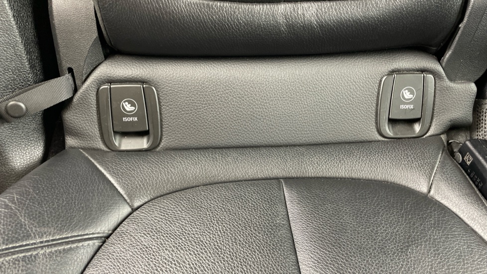 BMW 2 Series 225i xDrive Luxury 5dr Step Auto Petrol Hatchback - Image 49