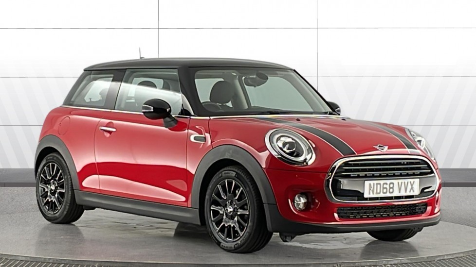 MINI Hatchback 1.5 Cooper Classic II 3dr Petrol Hatchback - Image 1