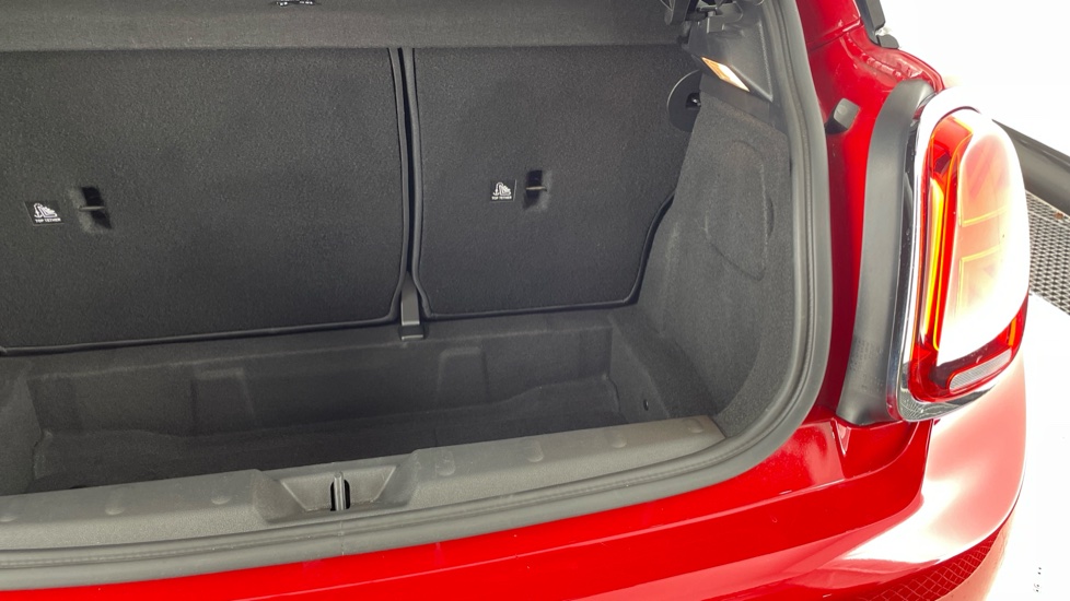 MINI Hatchback 1.5 Cooper Classic II 3dr Petrol Hatchback - Image 37