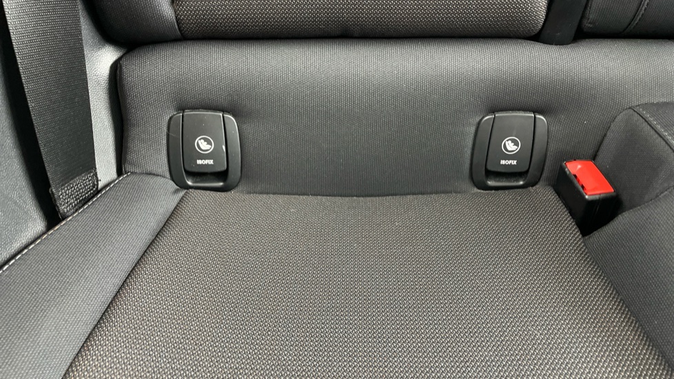 MINI Hatchback 1.5 Cooper Classic II 3dr Petrol Hatchback - Image 43