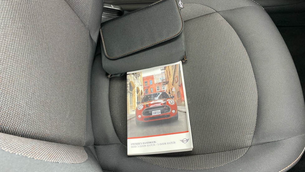 MINI Hatchback 1.5 Cooper Classic II 3dr Petrol Hatchback - Image 61