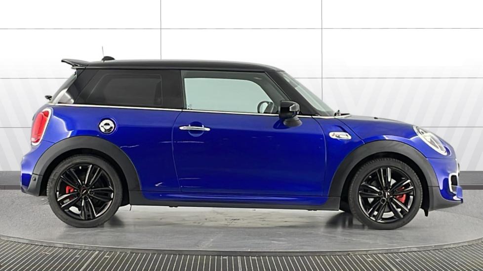 MINI Hatchback 2.0 Cooper S Sport II 3dr Auto [Comfort/Nav Pack] Petrol Hatchback - Image 3