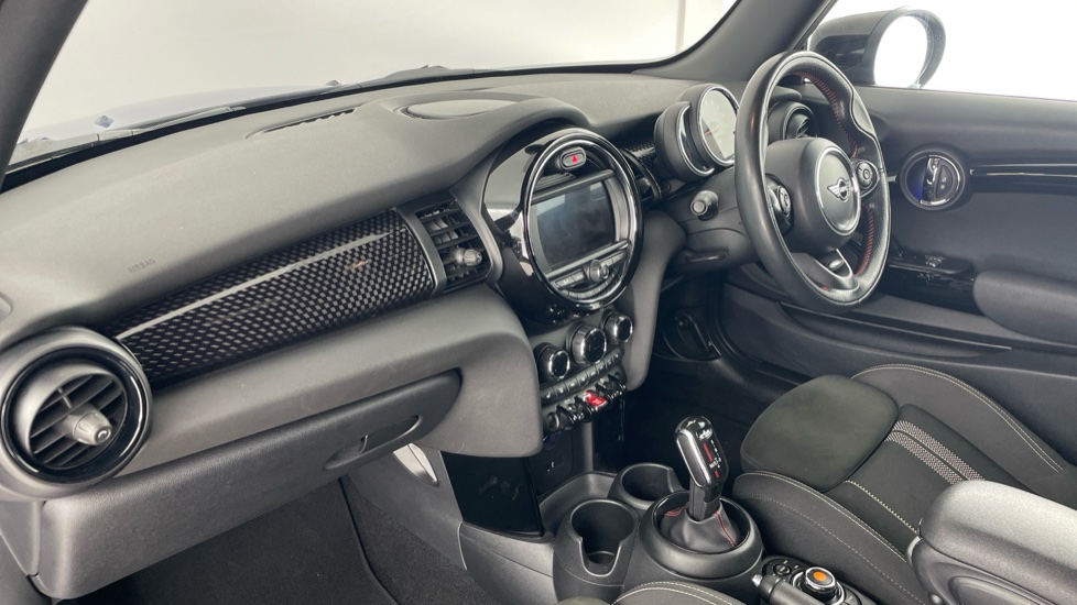 MINI Hatchback 2.0 Cooper S Sport II 3dr Auto [Comfort/Nav Pack] Petrol Hatchback - Image 7