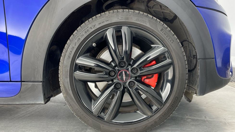 MINI Hatchback 2.0 Cooper S Sport II 3dr Auto [Comfort/Nav Pack] Petrol Hatchback - Image 14