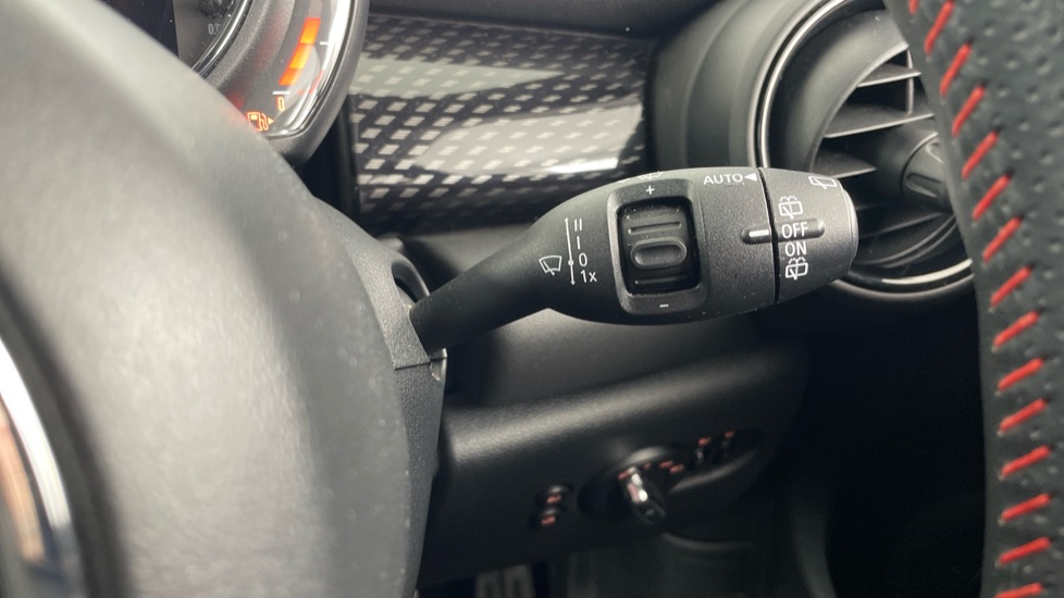 MINI Hatchback 2.0 Cooper S Sport II 3dr Auto [Comfort/Nav Pack] Petrol Hatchback - Image 57