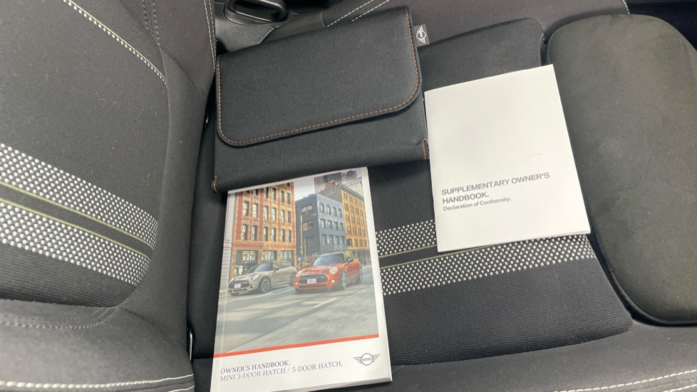 MINI Hatchback 2.0 Cooper S Sport II 3dr Auto [Comfort/Nav Pack] Petrol Hatchback - Image 71