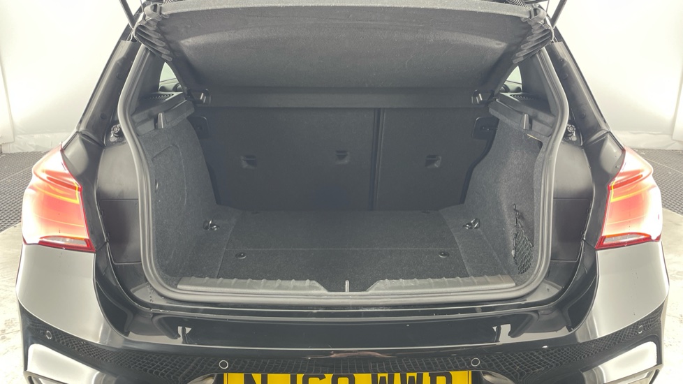 BMW 1 Series 118d M Sport 3dr [Nav/Servotronic] Step Auto Diesel Hatchback - Image 13