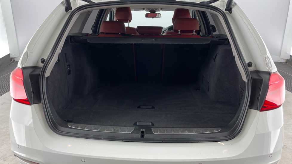 BMW 3 Series 320d EfficientDynamics Sport 5dr Diesel Estate - Image 13