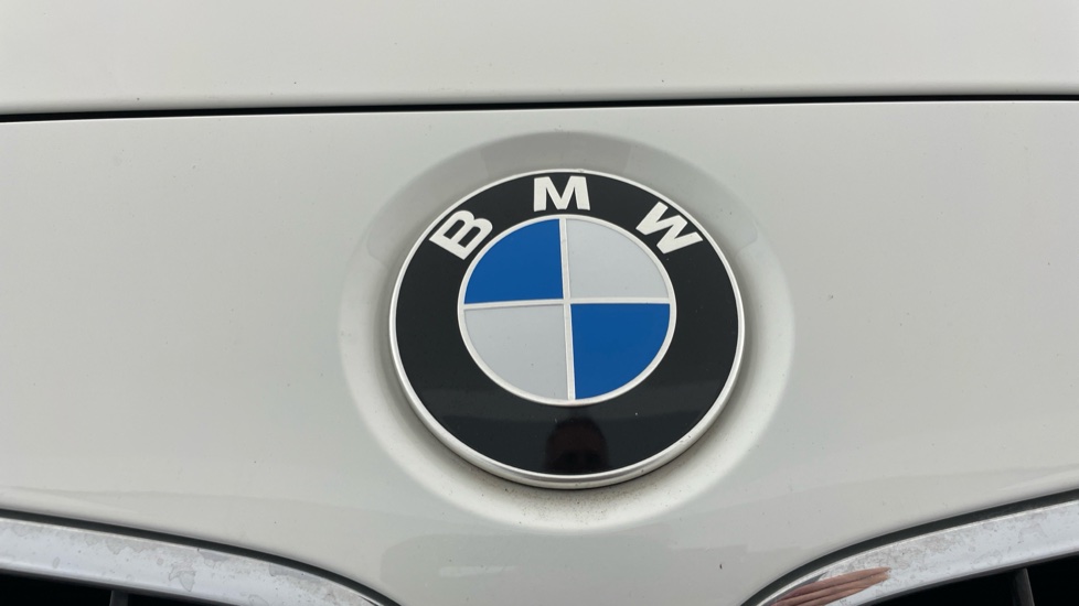 BMW 3 Series 320d EfficientDynamics Sport 5dr Diesel Estate - Image 24