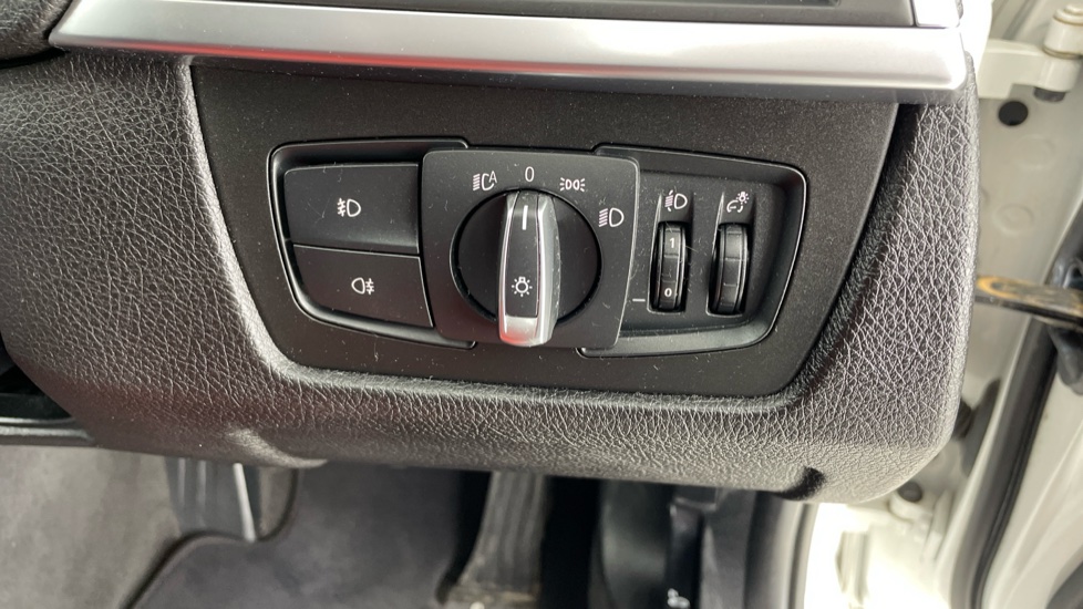 BMW 3 Series 320d EfficientDynamics Sport 5dr Diesel Estate - Image 50