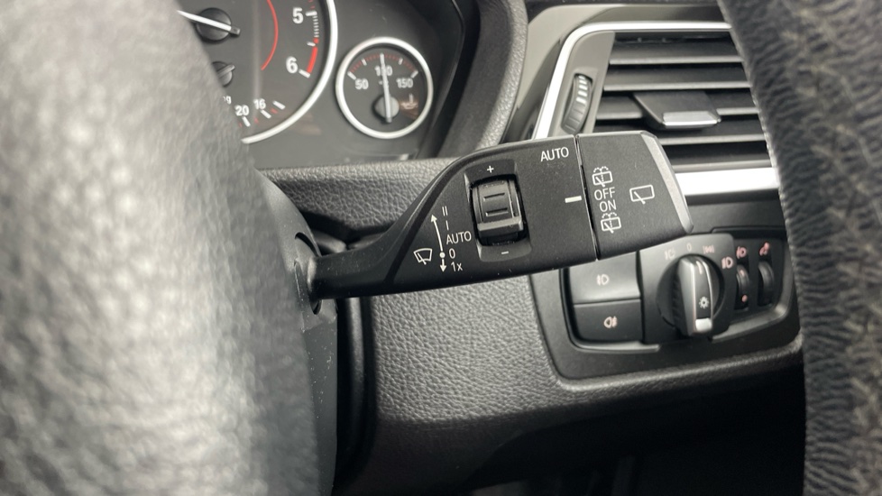 BMW 3 Series 320d EfficientDynamics Sport 5dr Diesel Estate - Image 55