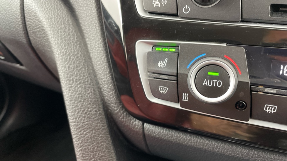 BMW 3 Series 320d EfficientDynamics Sport 5dr Diesel Estate - Image 57