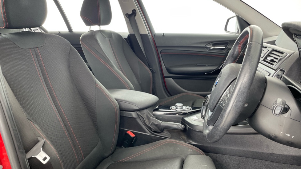 BMW 1 Series 118i [1.5] Sport 5dr [Nav] Step Auto Petrol Hatchback - Image 11