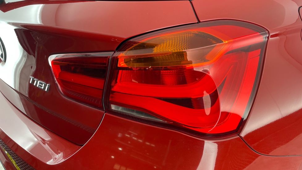 BMW 1 Series 118i [1.5] Sport 5dr [Nav] Step Auto Petrol Hatchback - Image 22