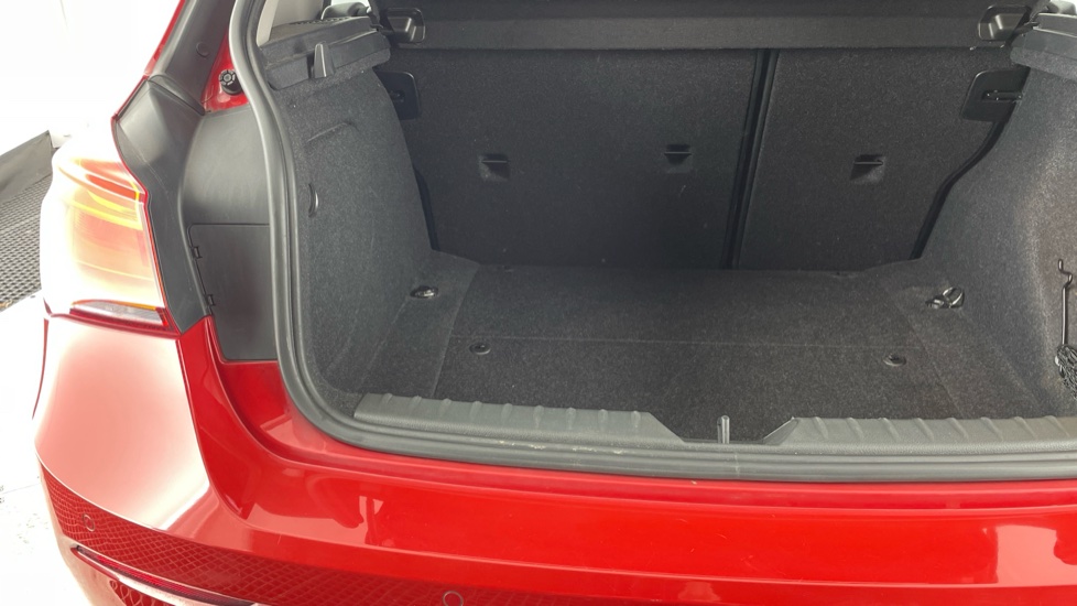 BMW 1 Series 118i [1.5] Sport 5dr [Nav] Step Auto Petrol Hatchback - Image 35