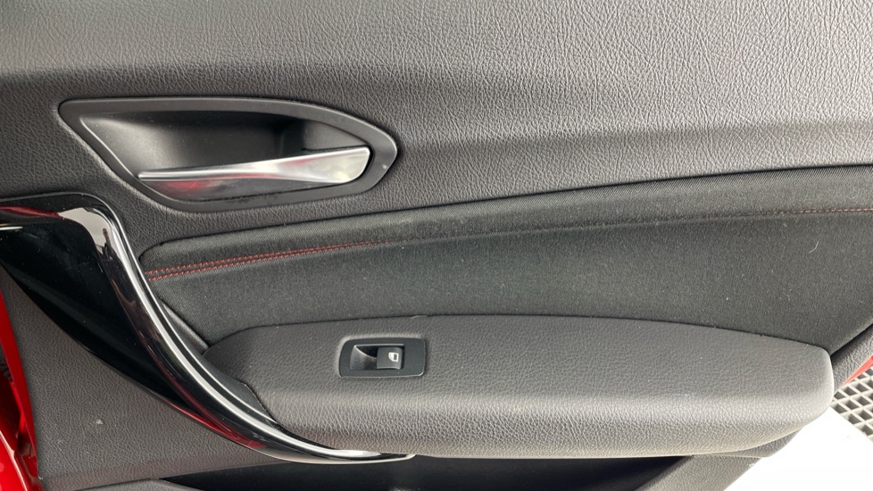 BMW 1 Series 118i [1.5] Sport 5dr [Nav] Step Auto Petrol Hatchback - Image 38