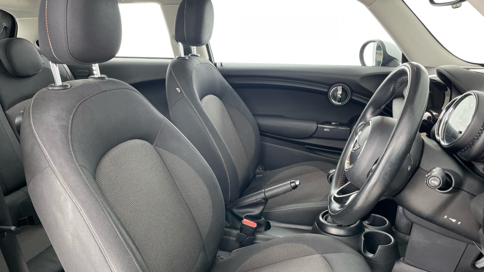 MINI Hatchback 1.2 One 3dr Petrol Hatchback - Image 11