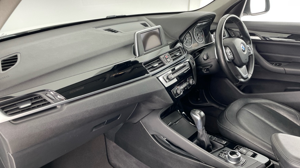 BMW X1 xDrive 20d xLine 5dr Step Auto Diesel Estate - Image 7