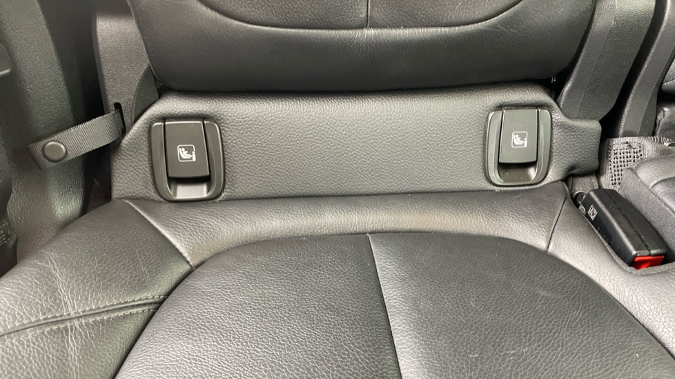BMW X1 xDrive 20d xLine 5dr Step Auto Diesel Estate - Image 46
