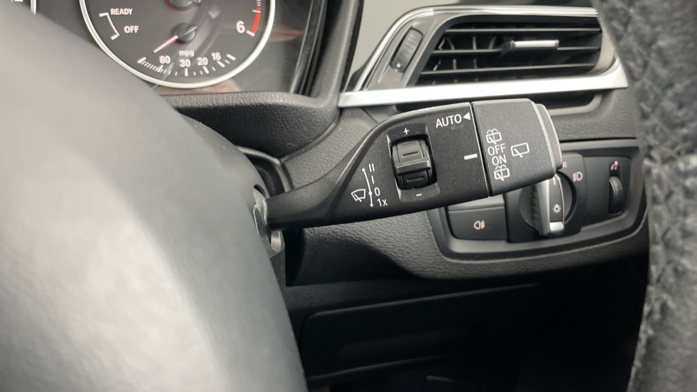 BMW X1 xDrive 20d xLine 5dr Step Auto Diesel Estate - Image 58