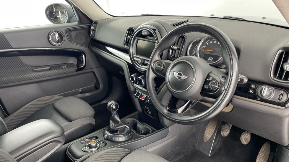 MINI Countryman 2.0 Cooper D 5dr Auto Diesel Hatchback - Image 6