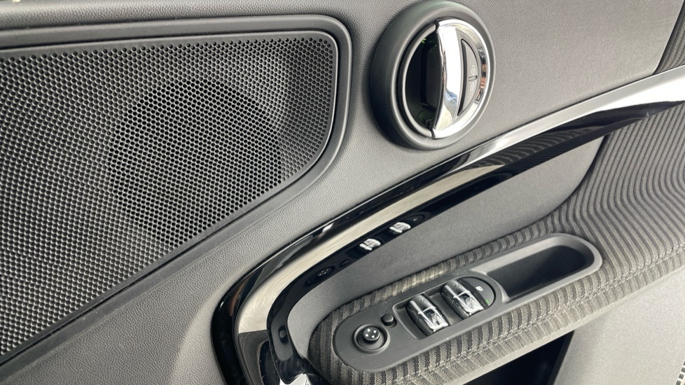 MINI Countryman 2.0 Cooper D 5dr Auto Diesel Hatchback - Image 20